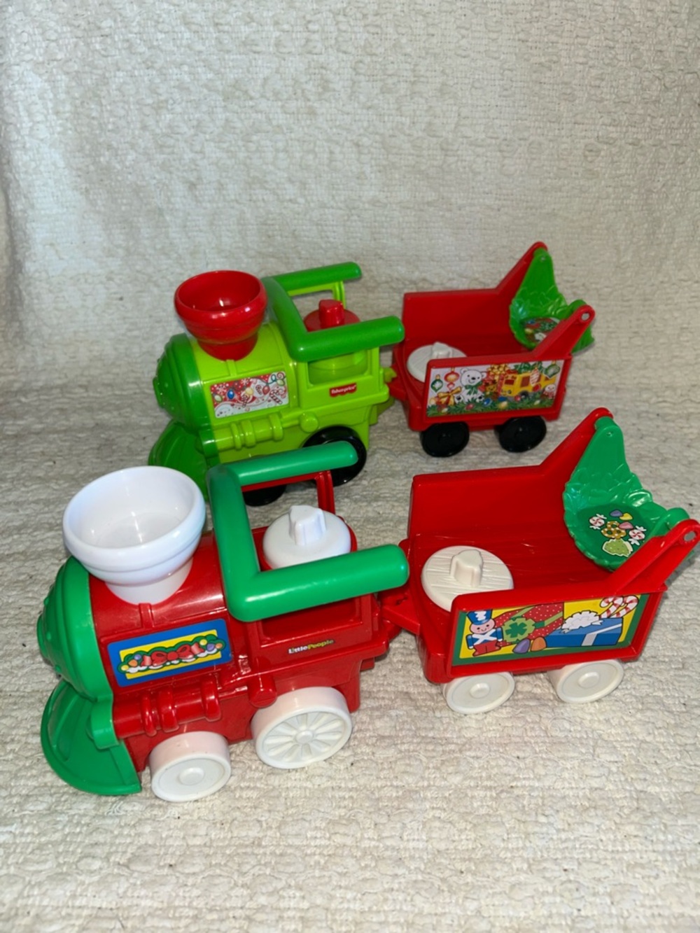 Fisher-Price Red & Green Pull-Along Toy Train with Colorful Carriages
